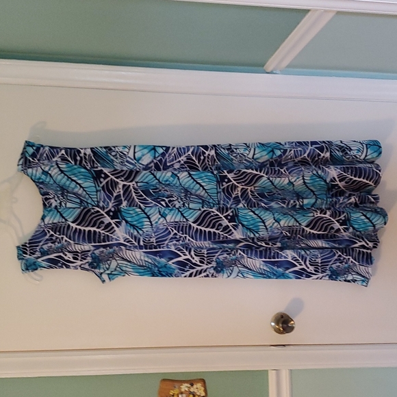 Spring/Summer dress - Picture 5 of 6